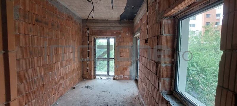 Trei camere, apartament 3 cam., 2 bai, 2 balc., bloc nou, finisat la cheie, centrala termica